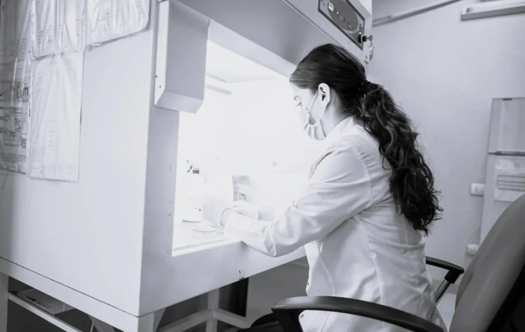 BHP w laboratorium - Dygestoria chemiczne Wrocław