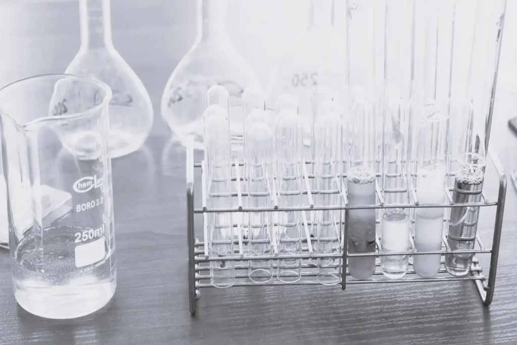 Sklep z chemią i odczynnikami Warszawa - zaopatrzenie laboratorium